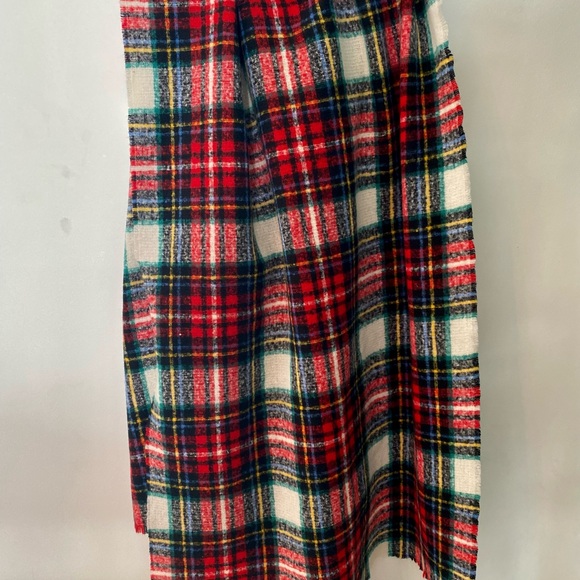 2 Plaid flannel blanket scarfs - Picture 3 of 4